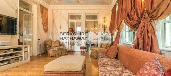 11 bedrooms Villa in Varese, Italy No. 188333 7