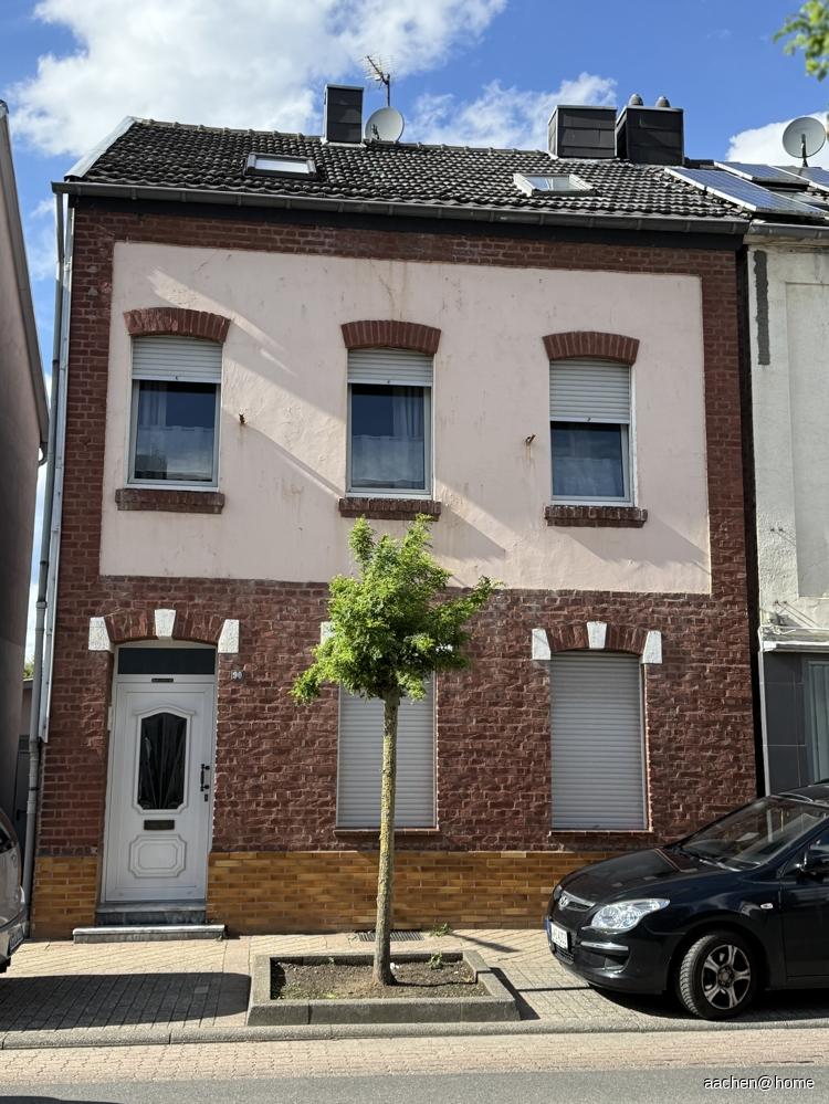 5 bedrooms Townhouse in Aachen, Germany No. 367280