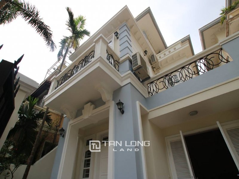 5 Schlafzimmer Haus in Tay Ho, Vietnam, Nr. 551