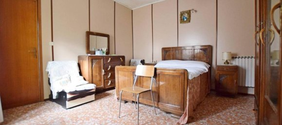 Дом с 9 комнатами в Рокка Чилье, Италия № 37799 18