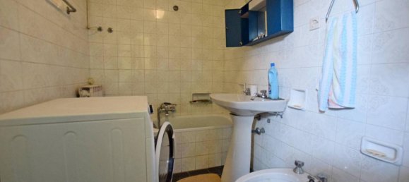 Дом с 9 комнатами в Рокка Чилье, Италия № 37799 23