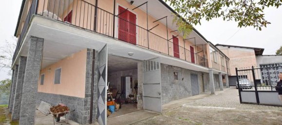 Дом с 9 комнатами в Рокка Чилье, Италия № 37799 4