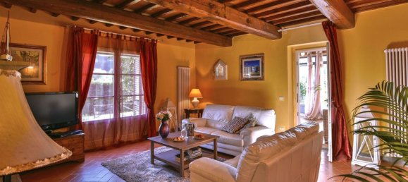6 rooms House in Terranuova Bracciolini, Italy No. 122994 41