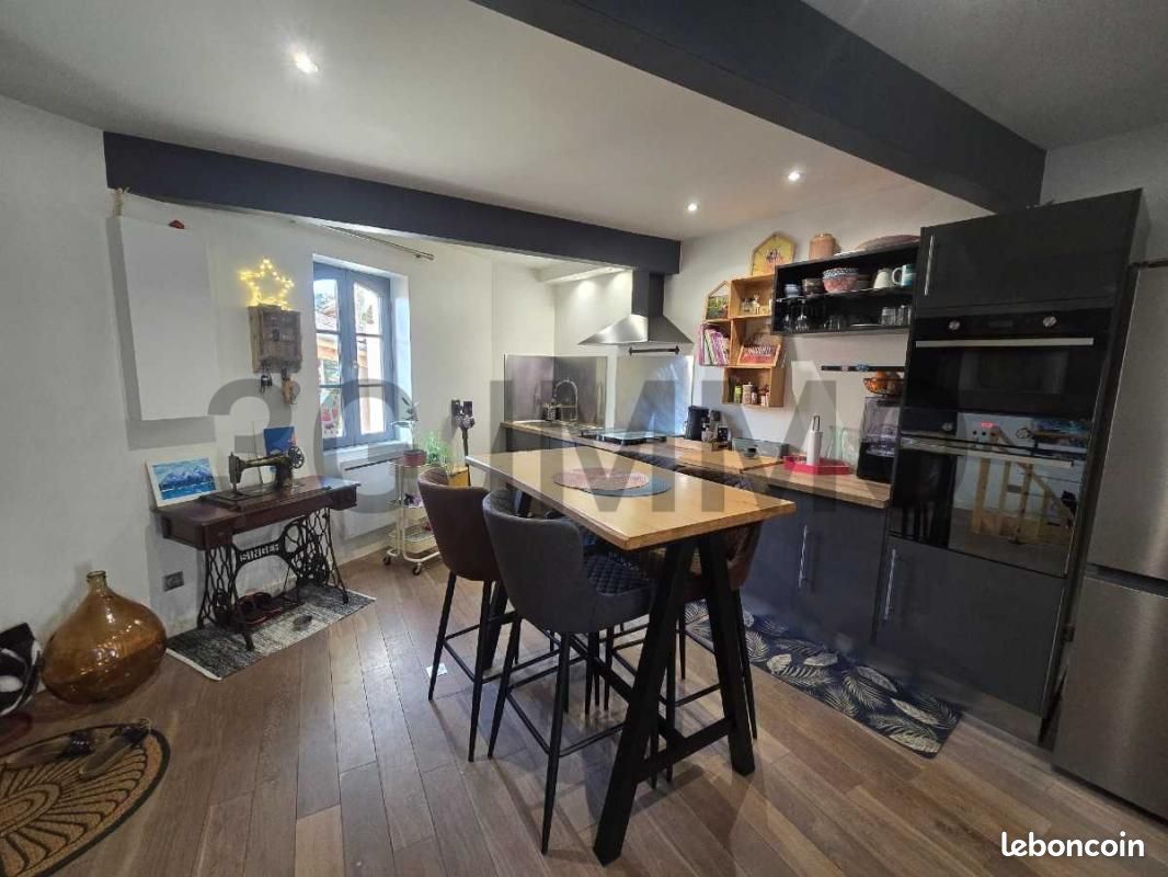 Moradia em banda T2 em Rabastens, France N.º 191939