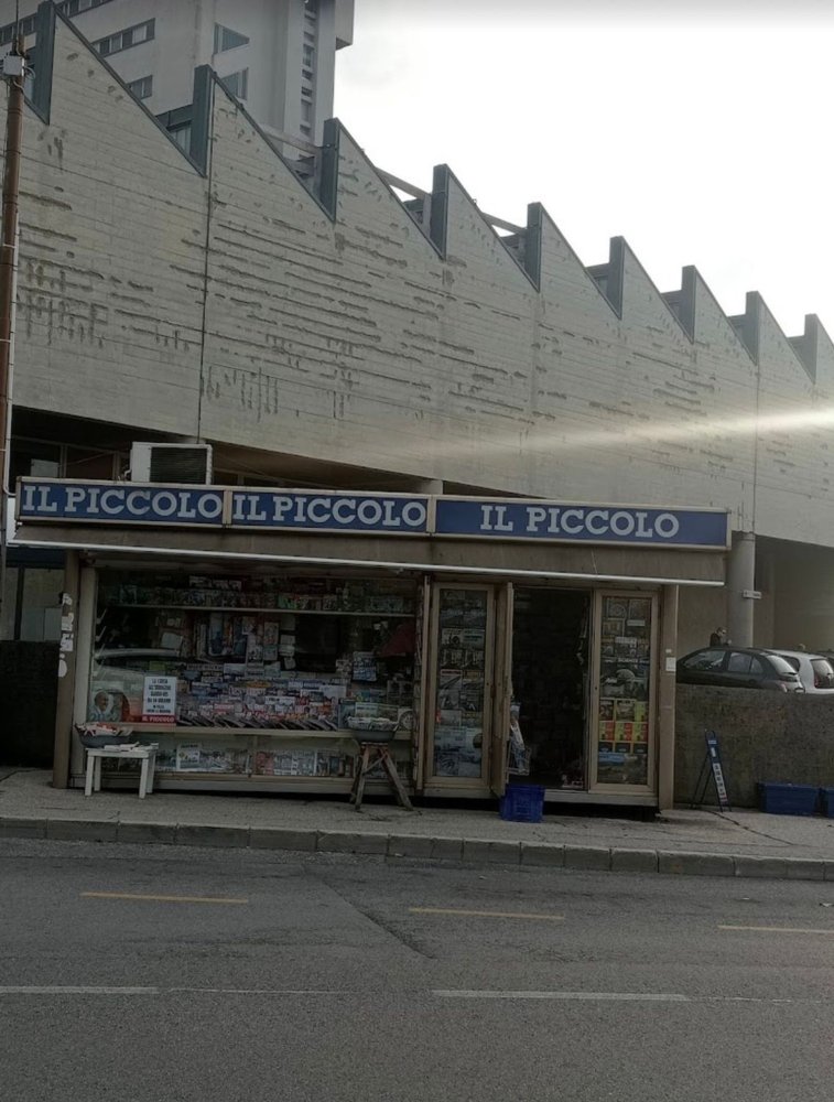 Propiedad comercial en Trieste, Italy 15 m² No. 378346