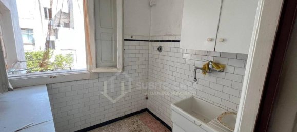 3 rooms House in Bari, Italy No. 89799 8