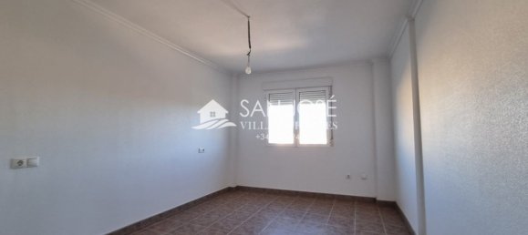 4 bedrooms House in Salinas, Spain No. 98649 17