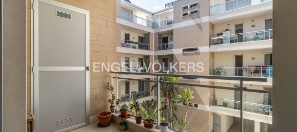 2-salle Appartement à Bari, Italy No. 287784 8