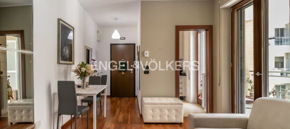 2-salle Appartement à Bari, Italy No. 287784 6