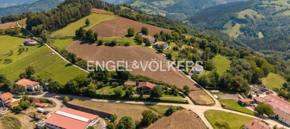 5 bedrooms House in Basque Autonomous Community, Spain No. 153800 4