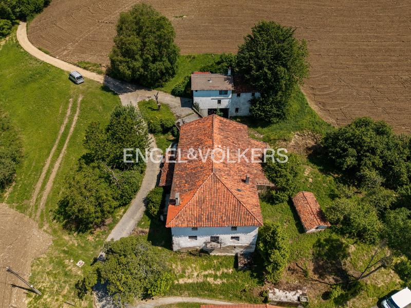 5 bedrooms House in Basque Autonomous Community, Spain No. 153800