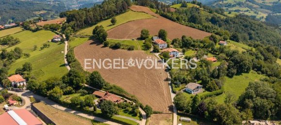 5 bedrooms House in Basque Autonomous Community, Spain No. 153800 5