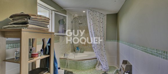 5 bedrooms House in Saint-Romain-de-Jalionas, France No. 206029 10