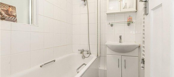 Дом с 3 спальнями в Туикенем, Великобритания № 8508 5