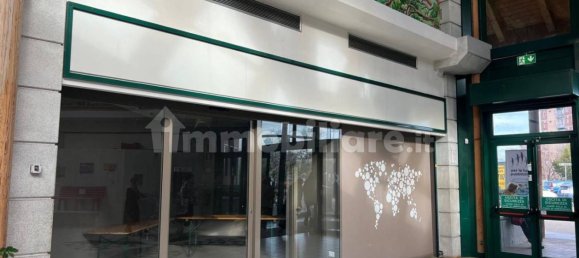 Коммерческая недвижимость 22м² в Болонья, Италия № 317030 2