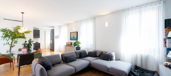 Квартира с 3 спальнями в Мельцо, Италия № 337502 5