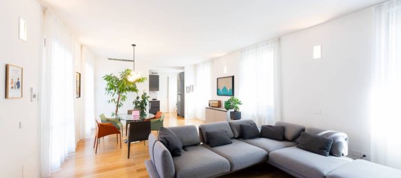 Квартира с 3 спальнями в Мельцо, Италия № 337502 4