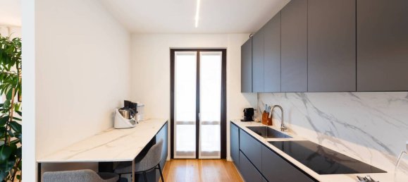 Квартира с 3 спальнями в Мельцо, Италия № 337502 15