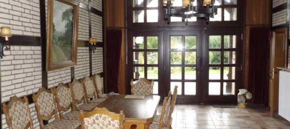 9 rooms Castles in Herford, Germany No. 7585 2