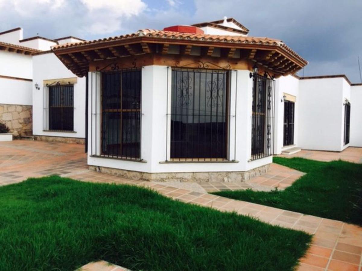 3 bedrooms House in Guanajuato, Mexico No. 155635