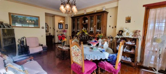 3 rooms Apartment in Rome, Italy No. 107255 2
