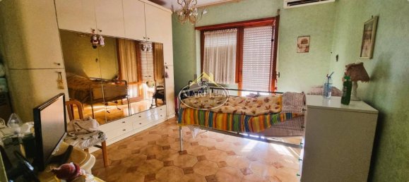 3 rooms Apartment in Rome, Italy No. 107255 13