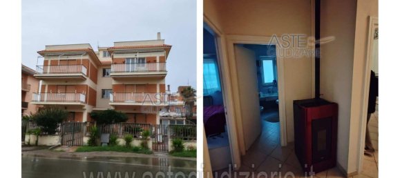 Apartamento de 4 habitaciónes en Ardea, Italy No. 204322 30