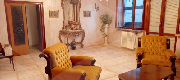 13 rooms Garage in San Paolo di Civitate, Italy No. 20518 28