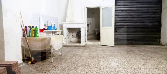 13 rooms Garage in San Paolo di Civitate, Italy No. 20518 16