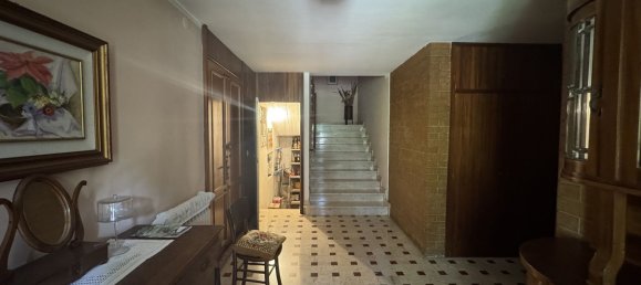 8 Schlafzimmer Wohnung in Reggio Emilia, Italy, Nr. 346703 16