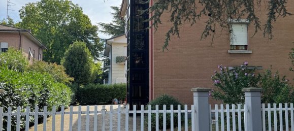 8 Schlafzimmer Wohnung in Reggio Emilia, Italy, Nr. 346703 6