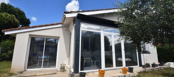 3 bedrooms House in Boe, France No. 312912 12