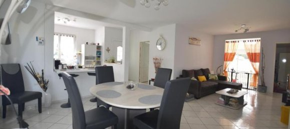 3 bedrooms House in Boe, France No. 312912 2