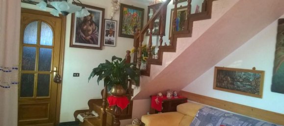 7 rooms House in Massa, Italy No. 104903 8