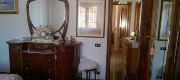 7 rooms House in Massa, Italy No. 104903 14