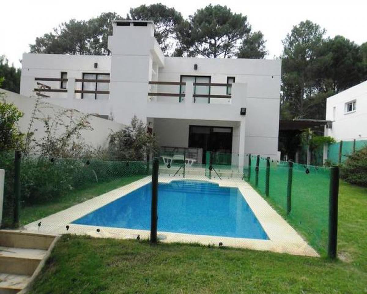 4 غرف نوم منزل في Maldonado, Uruguay رقم 7566