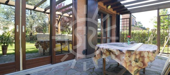 5 rooms House in Granarolo dell'Emilia, Italy No. 162149 15