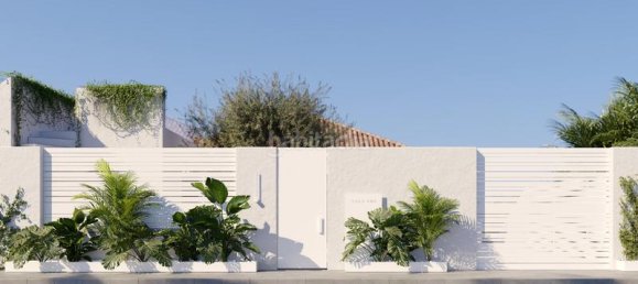 5 bedrooms Villa in Marbella, Spain No. 75109 16