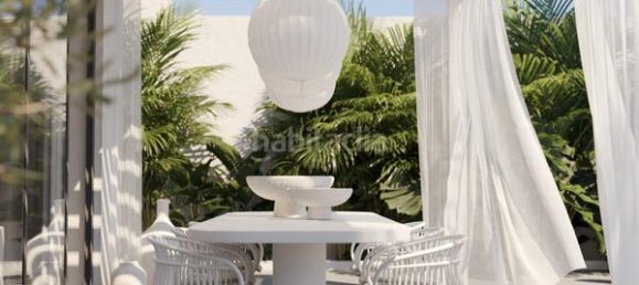 5 bedrooms Villa in Marbella, Spain No. 75109 15