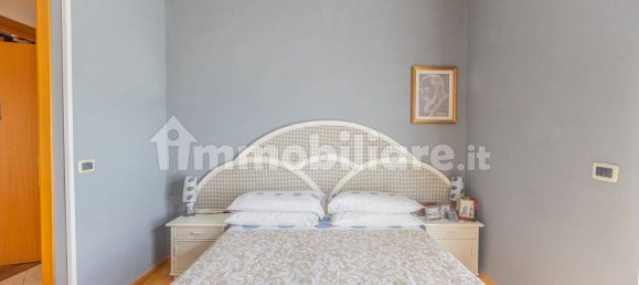 2 bedrooms Penthouse in Rome, Italy No. 345557 17