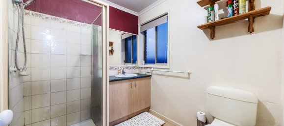 3 Schlafzimmer Haus in Cranbourne West, Australia, Nr. 376 15