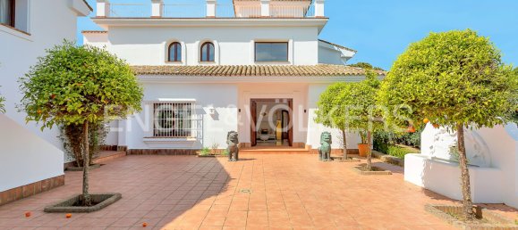Villa de 5 dormitorios en Cádiz, Spain No. 26952 29
