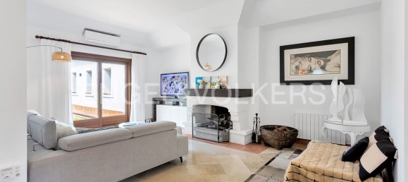 Villa de 5 dormitorios en Cádiz, Spain No. 26952 38