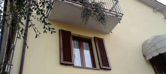 Вилла с 5 комнатами в Пеша, Италия № 167732 25