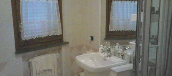 Вилла с 5 комнатами в Пеша, Италия № 167732 33