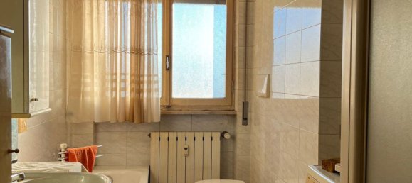 Квартира с 3 комнатами в Кремона, Италия № 193718 14