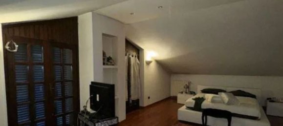 7غرفة فيلا في Besana in Brianza, Italy رقم 7735 32