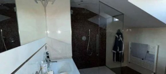 7غرفة فيلا في Besana in Brianza, Italy رقم 7735 13