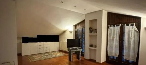 7غرفة فيلا في Besana in Brianza, Italy رقم 7735 15