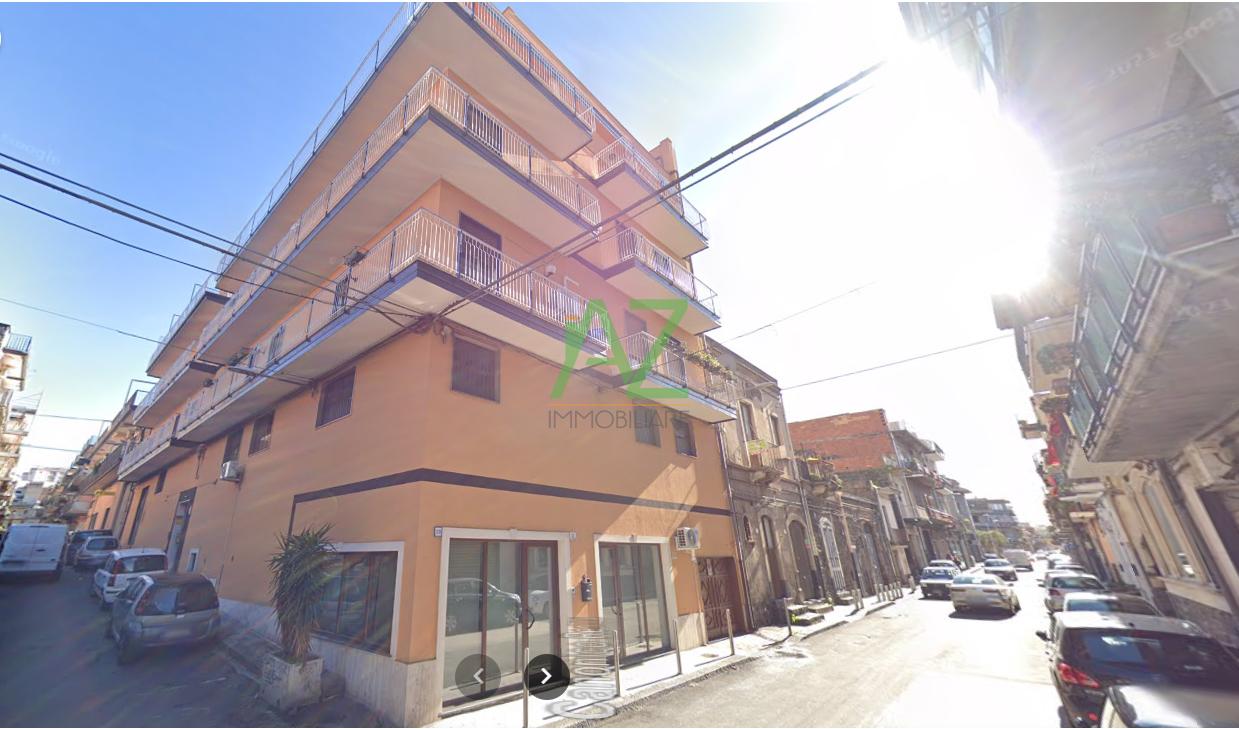 6 rooms Penthouse in Paternò, Italy No. 149484